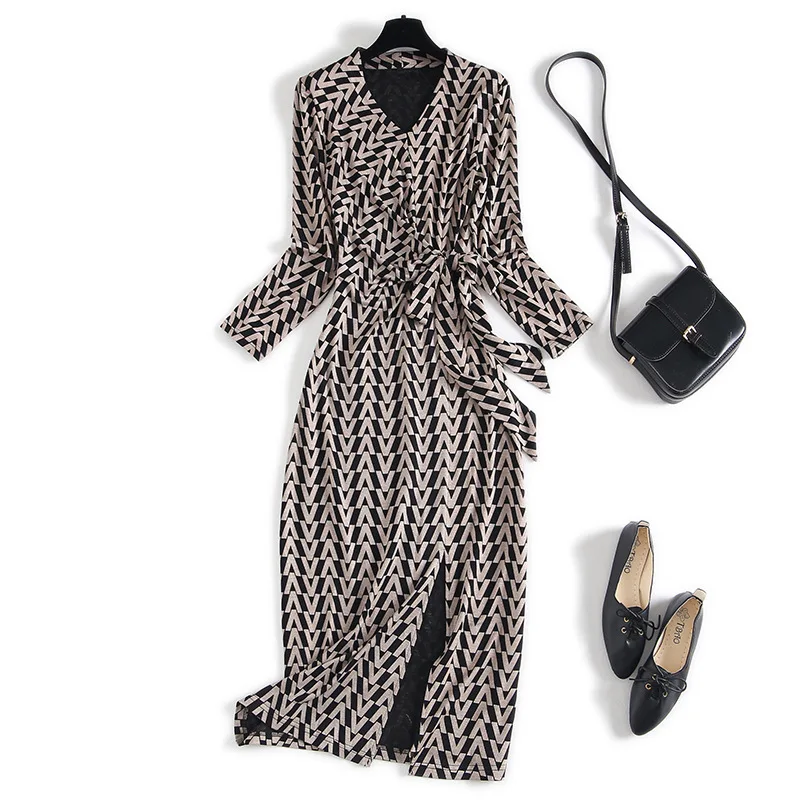 Коллекция женской во французском стиле реставрация старинным способом закрытый