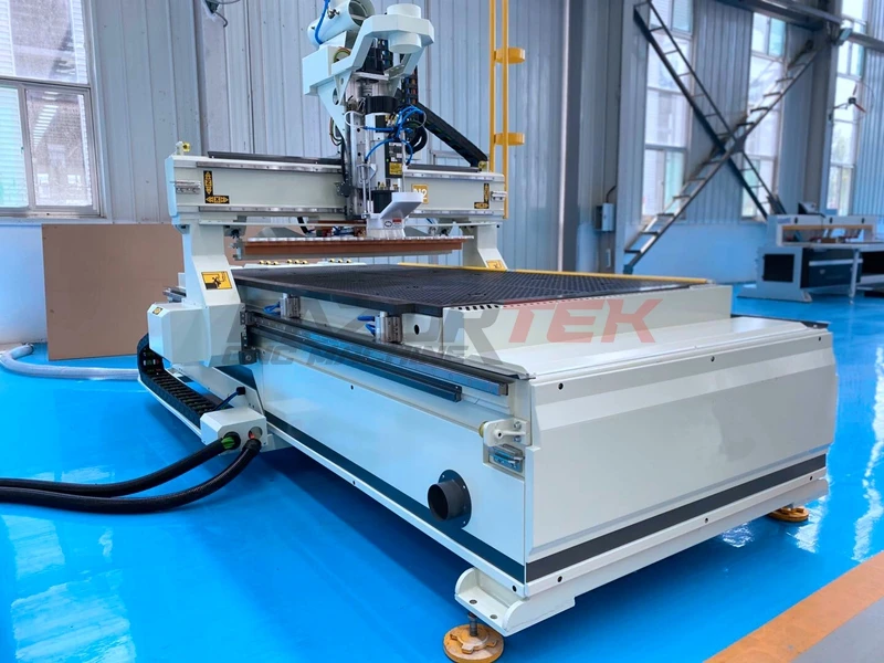 Шпиндель с воздушным охлаждением 9 кВт 12 atc cnc 1530 фрезерный станок 1325 ЧПУ |