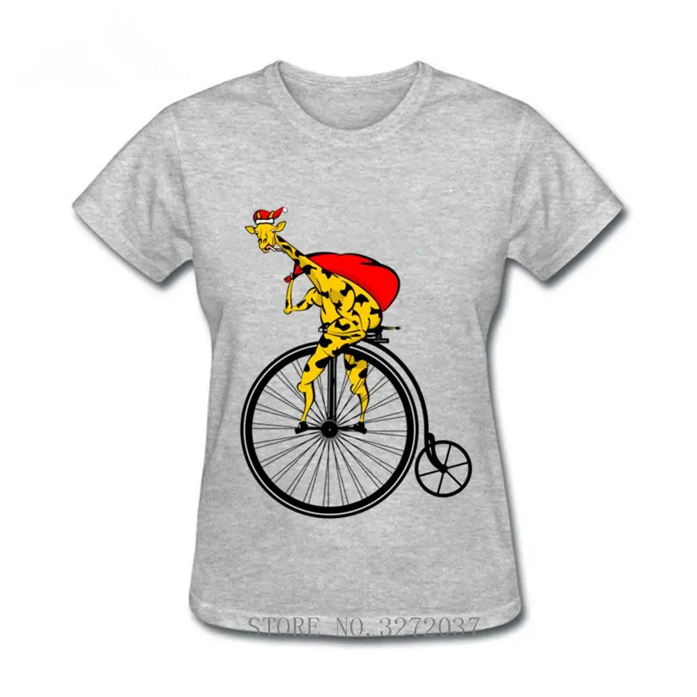 Забавный Жираф Санта Клаус футболка Рождественский подарок милый жираф езда на