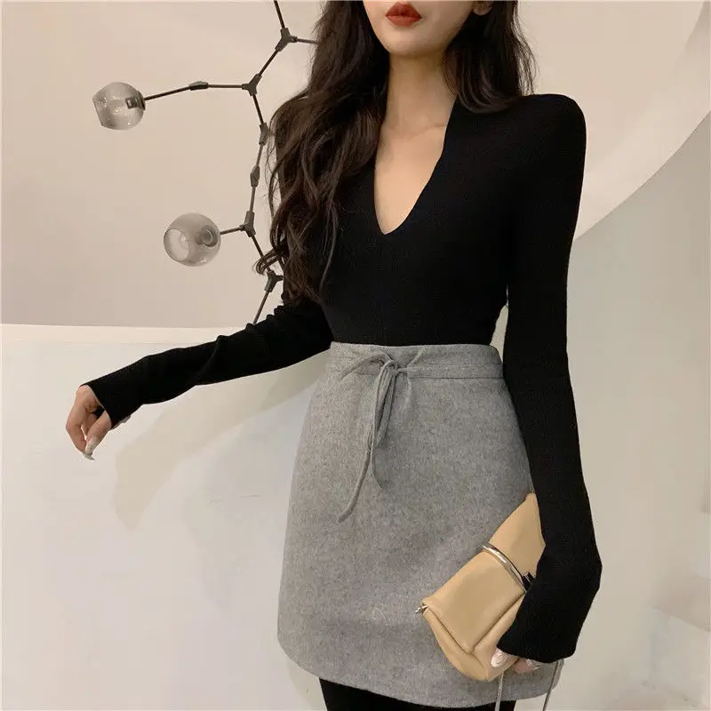 

Harajuku Knitted White Black T-shirt Long Sleeve Top Bodycon Ribbed V Neck Clothes Shirt Vintage Tshirt Casual Girls Yellow Tees