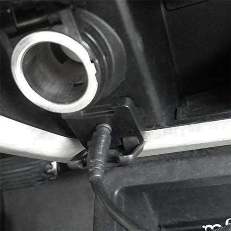 

Audio Video Jack AUX Port for 2006 - 2011 Honda Civic 39112SNAA01 39112-SNA-A01