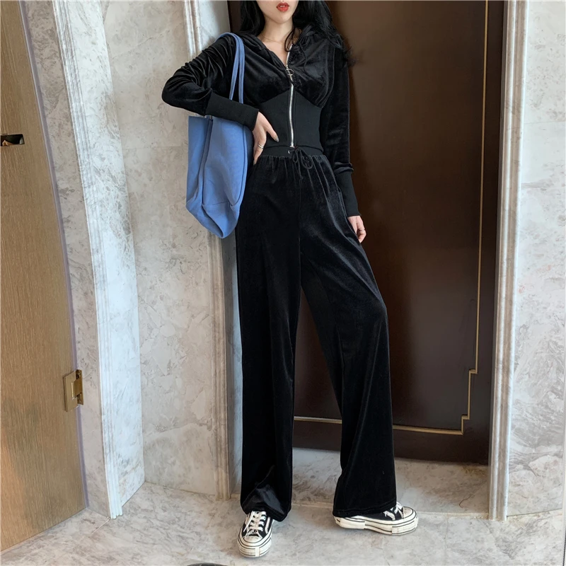 

Female Autumn Velvet 2 Piece Sets Womens Outfits Slim Crop Top Casual Tops Hooded Hoodies Fashion Loose Long Pants Lady Suits