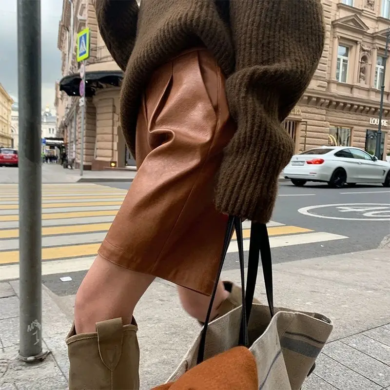 

Осень-зима 2021, повседневные шорты из искусственной кожи с высокой талией для женщин, модные кожаные шорты, женские классические винтажные ж...