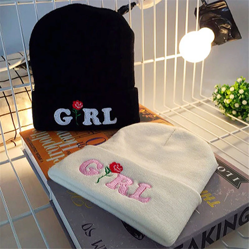 Женская вязаная шапка с вышитыми буквами новинка 2020 мужские зимние шапки теплые