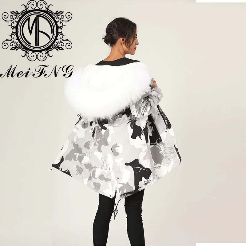 Дизайнерское серое камуфляжное пальто с мехом крутая зимняя Длинная женская