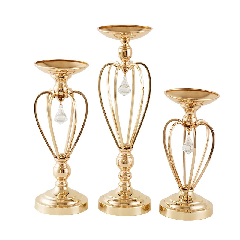 

European Electroplating Iron Heart-shaped Candlestick Flower Rack Hemp Vase Wedding Prop Main Table Flower Vase Home Decor
