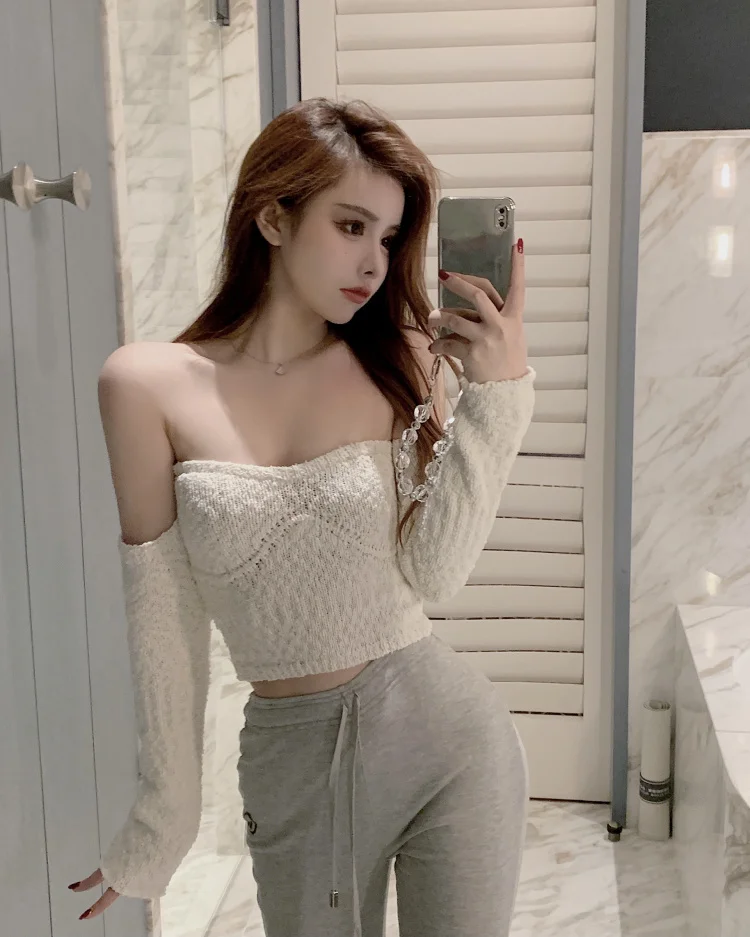 

Style off-the-Neck Knitted Sweater 2021 New Sexy Camisole Top