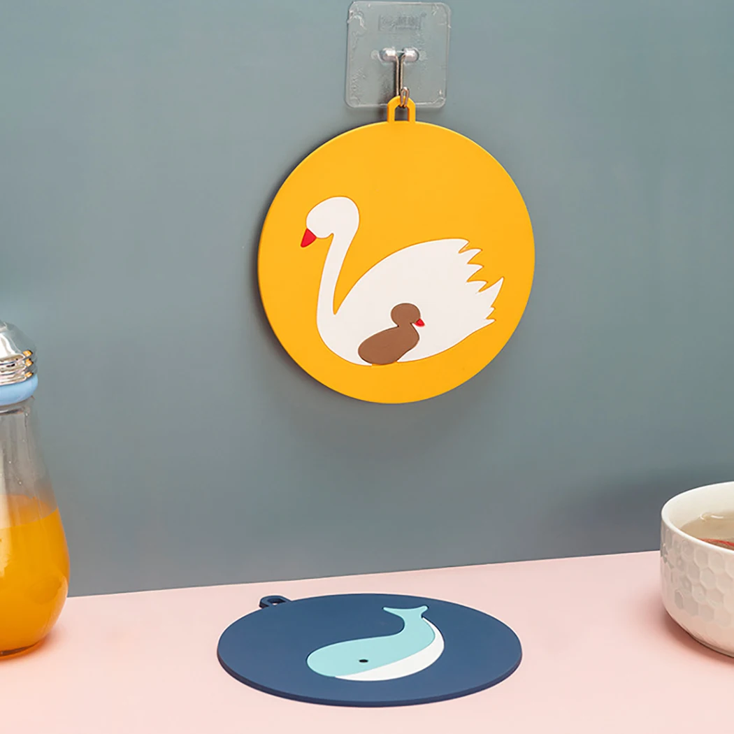 

justdolife Cartoon Silicone Coaster Thickened Universal Table Bowl Mat Animal Coaster Insulation Placemat Cup Bowl Mat