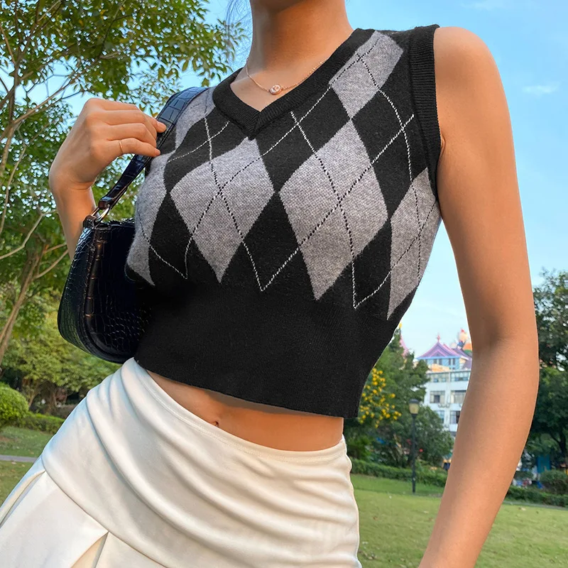 

Y2K Vintage Argyle Plaid Knitted Sweater Vest Sleeveless Cropped Tank Top Preppy Style Pullover School Waistcoat Harajuku Autumn