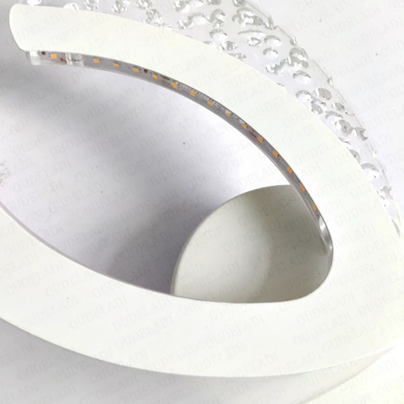 Настенный светильник современный минималистичный акриловый светодиодный для