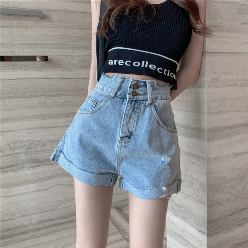 

Шорты женские трапециевидные с завышенной талией, на двойной пуговице