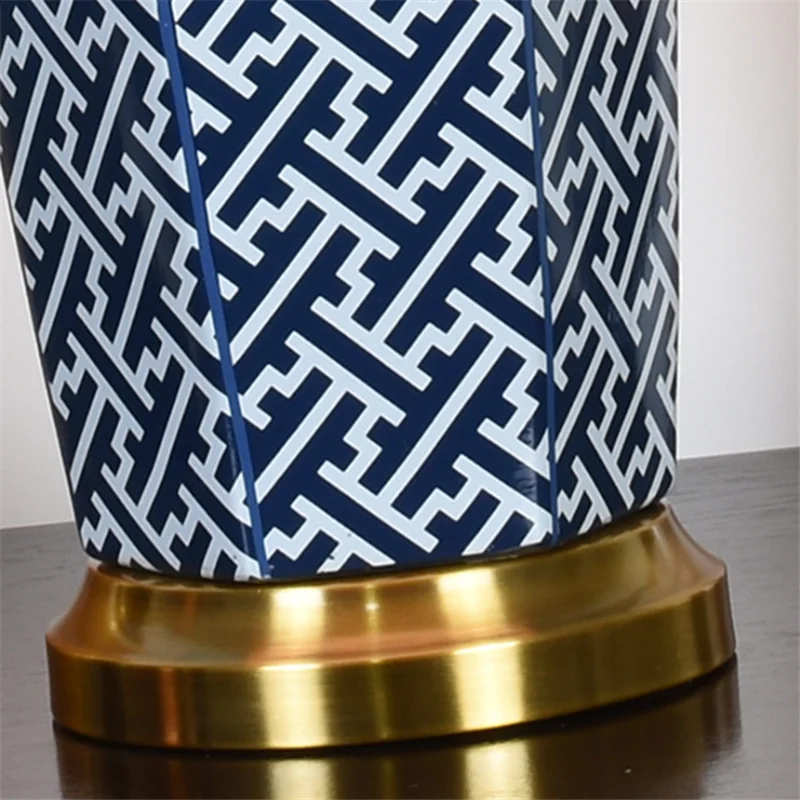 Роскошная сине белая керамическая тканевая настольная лампа в американском