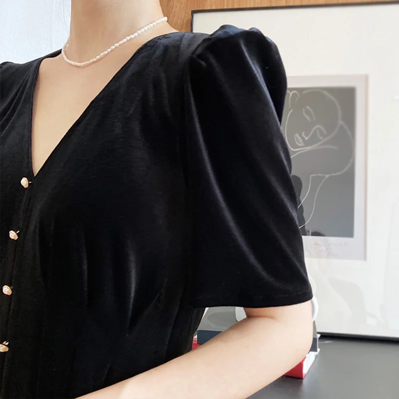 Осеннее винтажное черное бархатное платье с короткими рукавами и золотыми