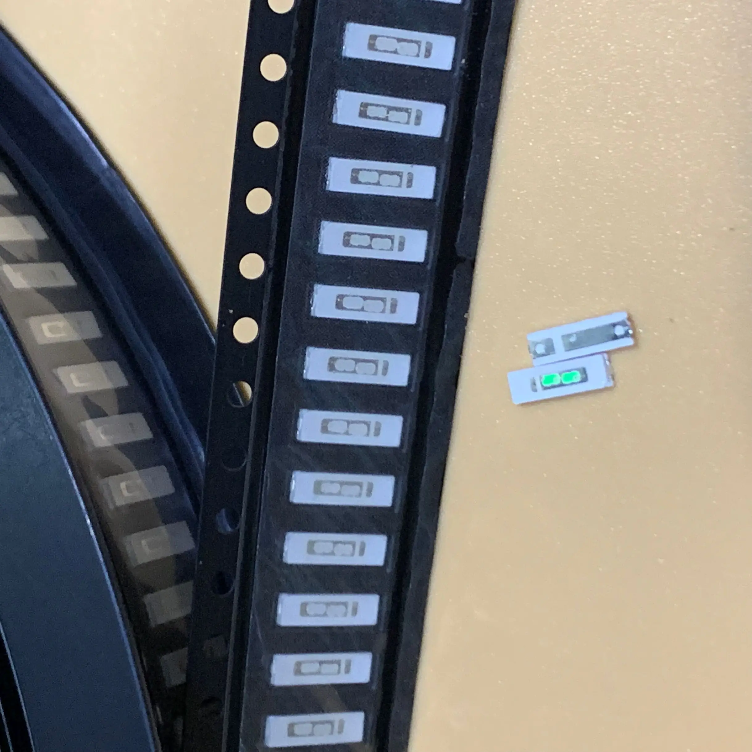 Подсветка для точечного телевизора 200 шт. 1 Вт 6 в 7020 синяя 62-129PBW/S6020-001/TR8-T |