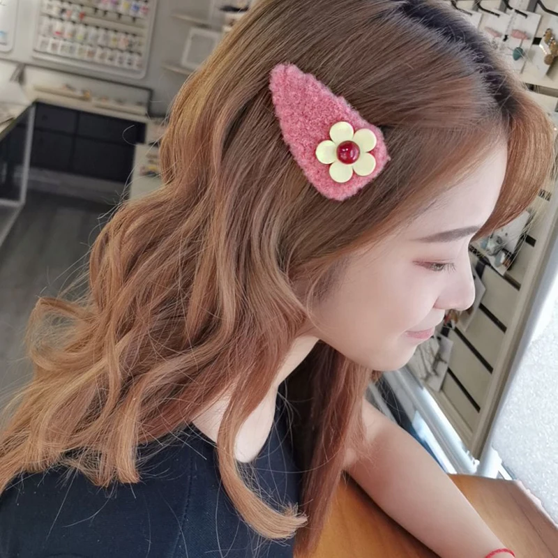 M MISM зимние Плюшевые Цветочные заколки для волос девочек BB зажим модные
