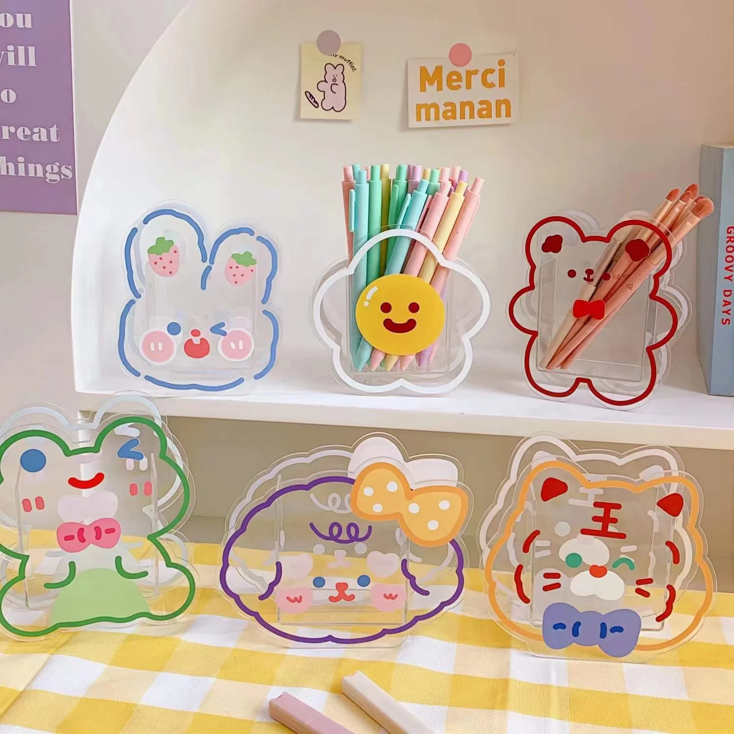 

Acrylic Cute rabbit Tiger Bear Pen Holder Multifunctional Desktop Organizer Makeup brush Storage Box School Office Stationery