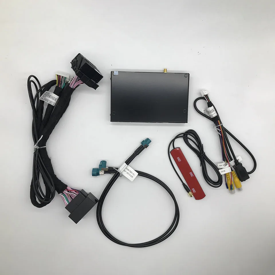 

2020 NEW Wireless CarPlay Android Auto Retrofit Module For Mercedes Benz C Class W205 Support Latest IOS 13 Reversing Camera
