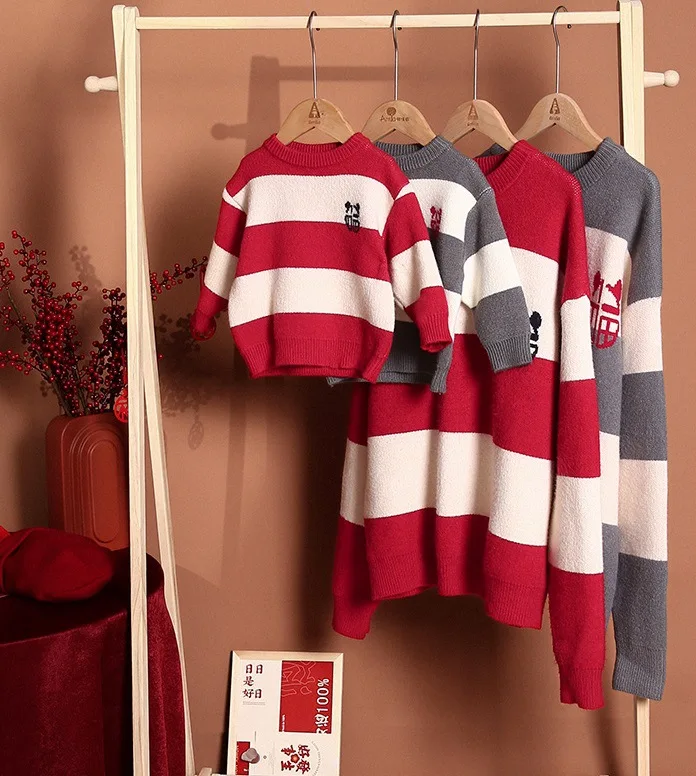 

Children's 2021 winter new parent-child top sweater striped New Year's thickened Pullover Sweater mommy and me outfits