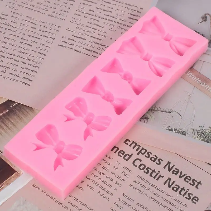 

Handmade Cute Bowtie Silicone Mold Fondant Sugarcraft Mould Gum Paste Chocolate Resin Cake Mold Jewelry Baking Tools