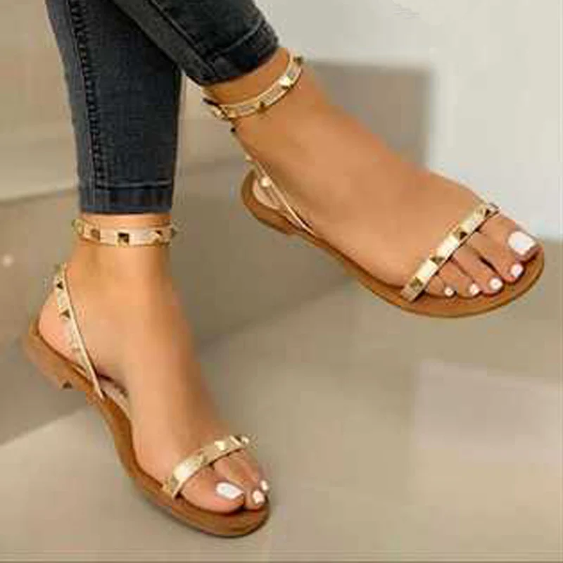 

Siddons Women Summer Sandals Fashion Rivet Buckle Strap Open Toe Sexy Beach Casual Women's Shoes Flats Pus Size Ladies Sandals