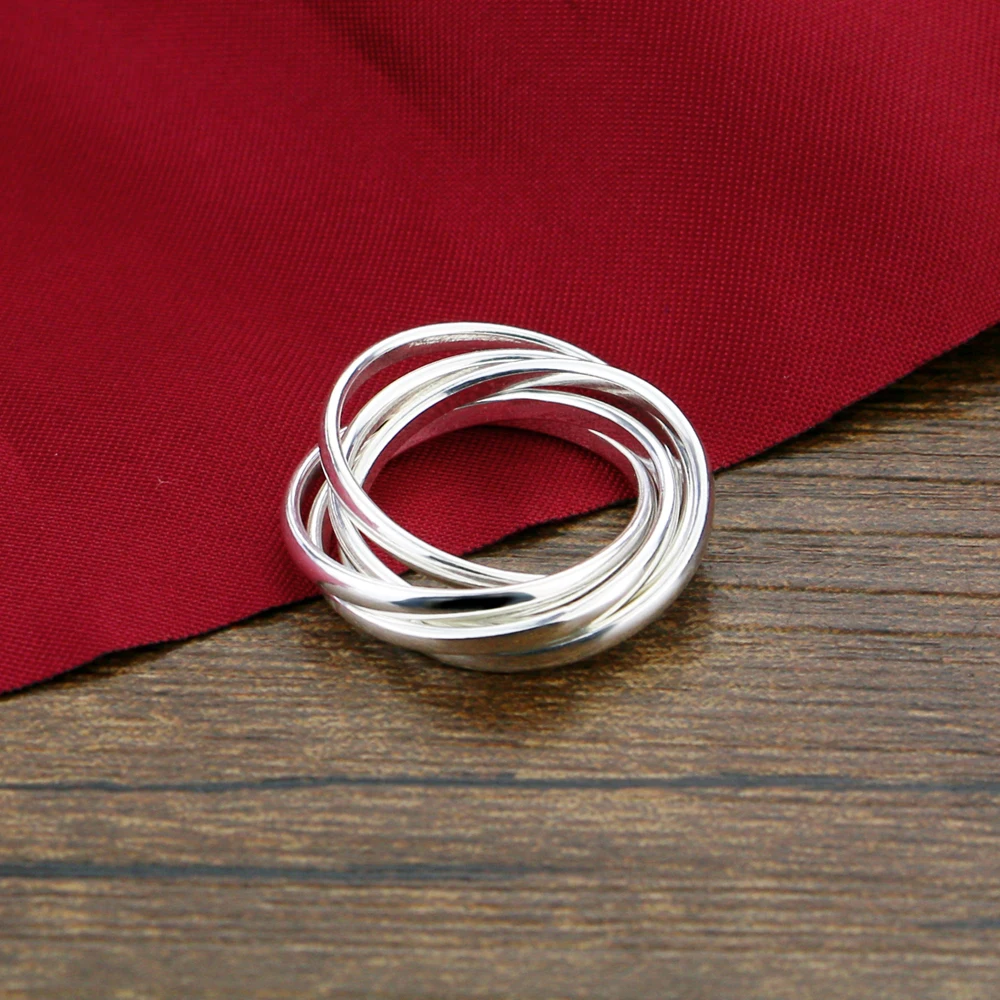 Женское кольцо из серебра 925 пробы классическое блестящее с 5 петлями однотонное