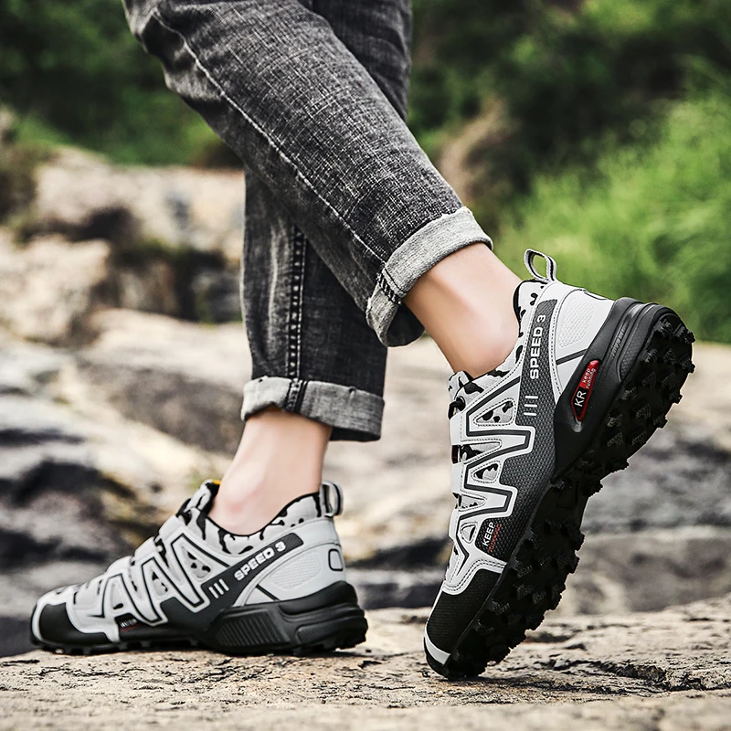 

New Hot-selling Men's Outdoor Sports Trekking Shoes For Lovers Travel Hiking Hiking Non-slip Wear-resistant Snow Shoes 2021