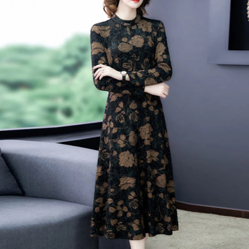 

Женское новое зимнее платье с принтом, благородное платье для 40-пяти лет, осеннее платье средней длины с вырезом лодочкой, A545