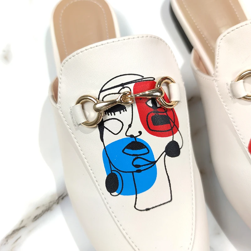 

summer new Women's Shoes 2021 Fashion luxury Designer Casual Baotou pattern slippers Muller Flat Shoes Size 41-44 free shipping