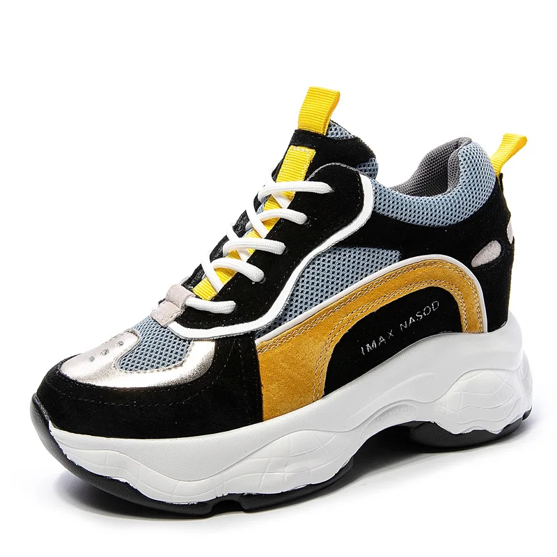 Новые женские кроссовки для бега зимние трендовые увеличивающие рост подходящие