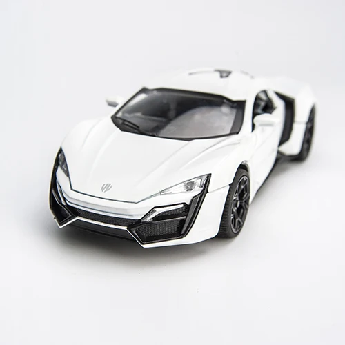 White With Box KIDAMI 1:32 Масштаб быстрая и яростная модель автомобиля из сплава детские игрушки с литым корпусом транспортных средств для коллекции детские подарки на день рождения - Цвет: White With Box