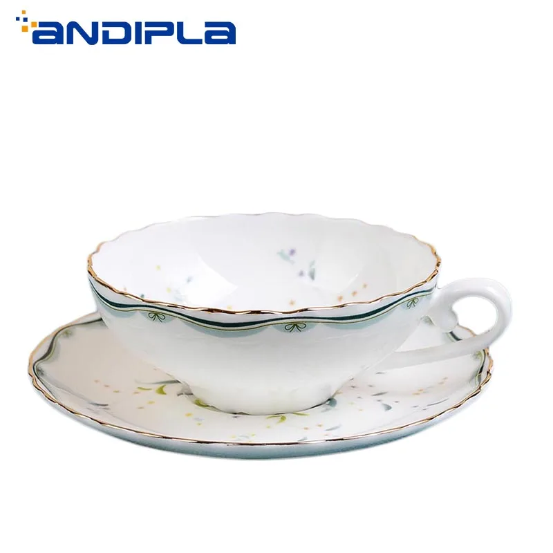 Керамический костяной чайный набор 180 мл с цветами в пасторальном стиле