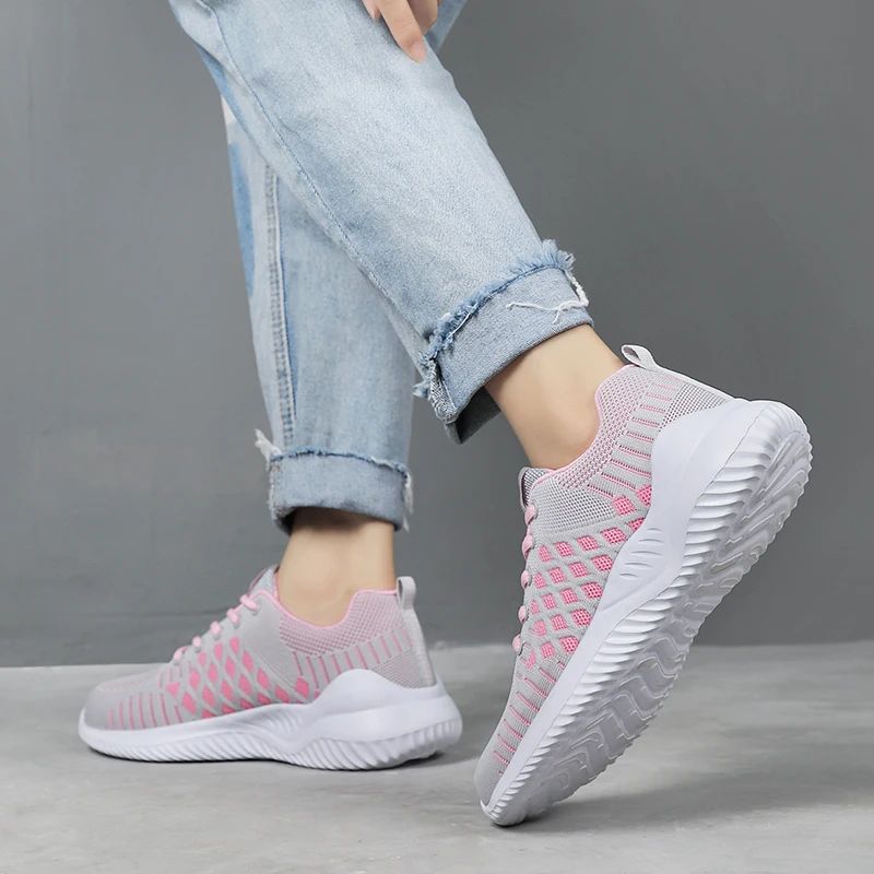 Женские кроссовки модная удобная прогулочная обувь легкие спортивная для улицы