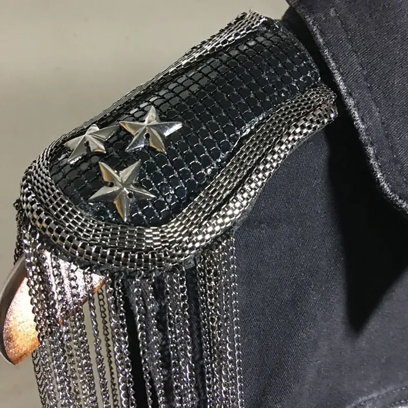 Жилет женский джинсовый без рукавов с бахромой эполетами на осень 2020 | Женская