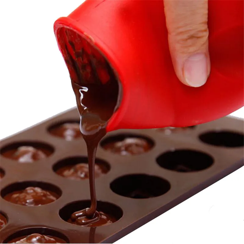 

1/2Pcs Medium Sized Silicone Chocolate Dispensing Pan The Chocolate Melting Pan Can Be Microwave Oven And High Temperature Mel