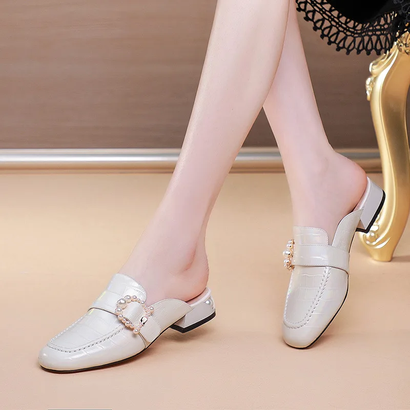 

2021 New Genuine Leather Women Mules Shoes Round Toe Slippers Lady Shoe Metal Mules Flat Slipper Female Casual Party Shoes