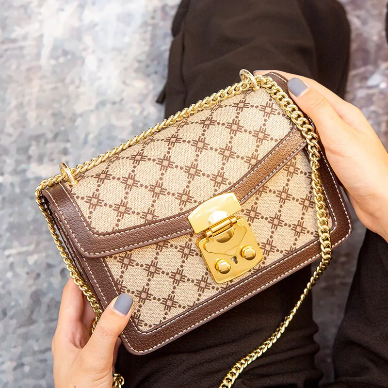 

Женская сумка из натуральной кожи, с плечевым ремнём