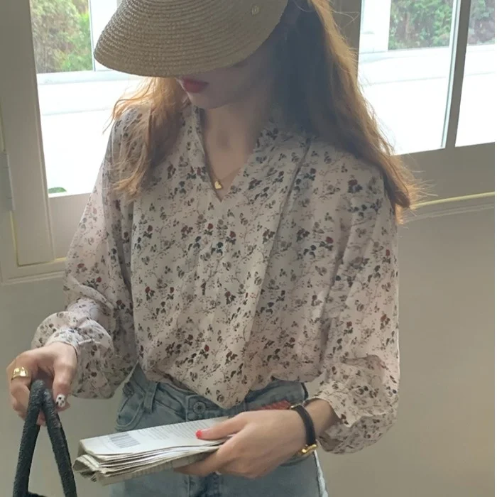 

Женская шифоновая рубашка с длинным рукавом и V-образным вырезом