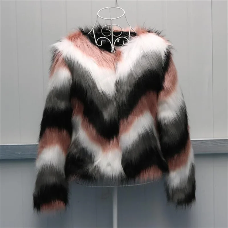 Faux fur jacket women's autumn winter new korean whole leather imitation fox fur clothes round collar short coats large