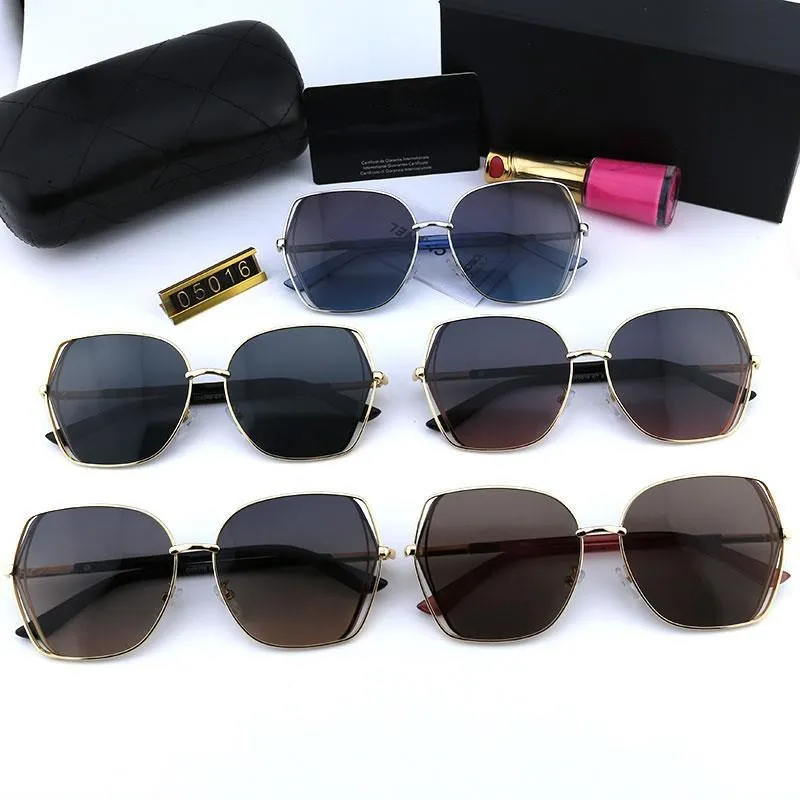 

2021Brand New Fashion Guy's Sun Glasses Polarized Classic Design MirrorSquare Ladies Sunglasses Men