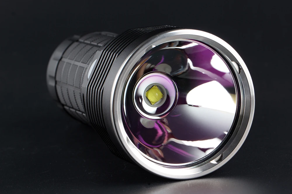 Фонарик Convoy 4X18A CREE XHP70.2 4300lm с контролем температуры и интерфейсом зарядки type-c