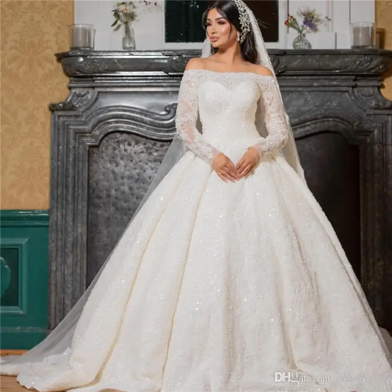 Luxury Arabic Off Shoulder Ball Gown Wedding Dresses Vintage Long Sleeevs Lace Appliqued Crystal Beaded Plus Size Bridal | Свадьбы и