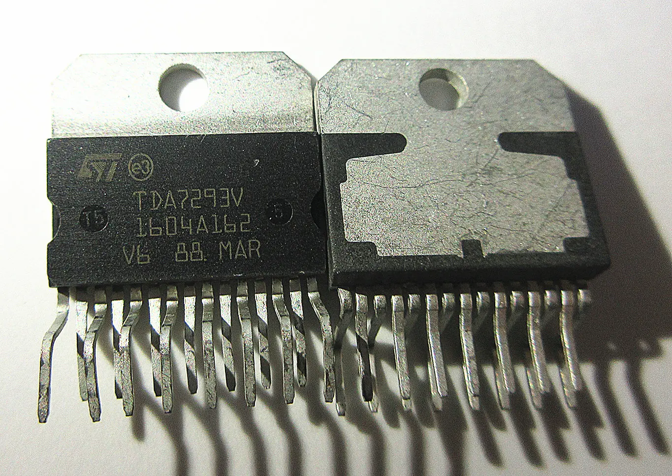 10 шт. TDA7293V 120V 100W ZIP15 Оригинальный Новый 1 заказ | Компьютеры и офис