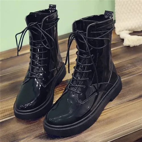 Black bright leather LZJ; Новинка года; женские зимние мотоботы; удобные женские ботинки в британском стиле с круглым носком; Средний теленок; полуботинки martin - Цвет: Black bright leather