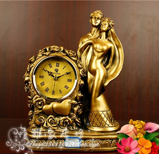 

Wedding gift wedding decorations European style antique creative clock clock clock technology resin table clock lovers crafts