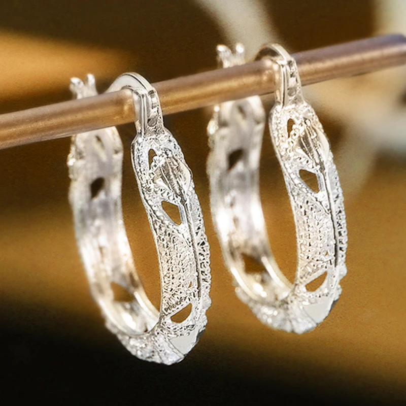 

Silver Plated Metal Hoop Earrings Women Aesthetic Pattern Minimalist U Shape Earring Lady Statement Jewelry Drop Shipping