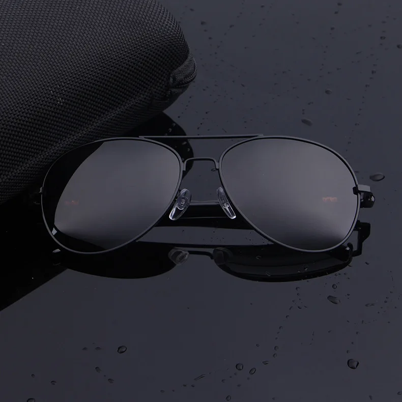 

European and American Metal Polarizing Sunglasses Driving Trend Sunglasses for Men and Women Glasses Goggles