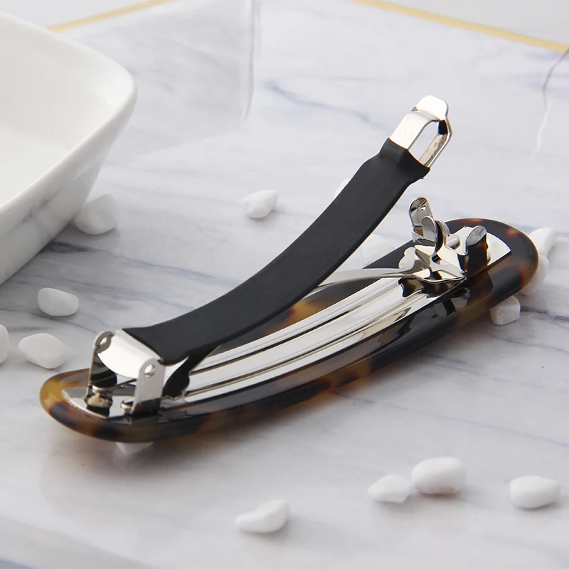 Новинка модные заколки для волос Клипсы из ацетата простые с кубическим