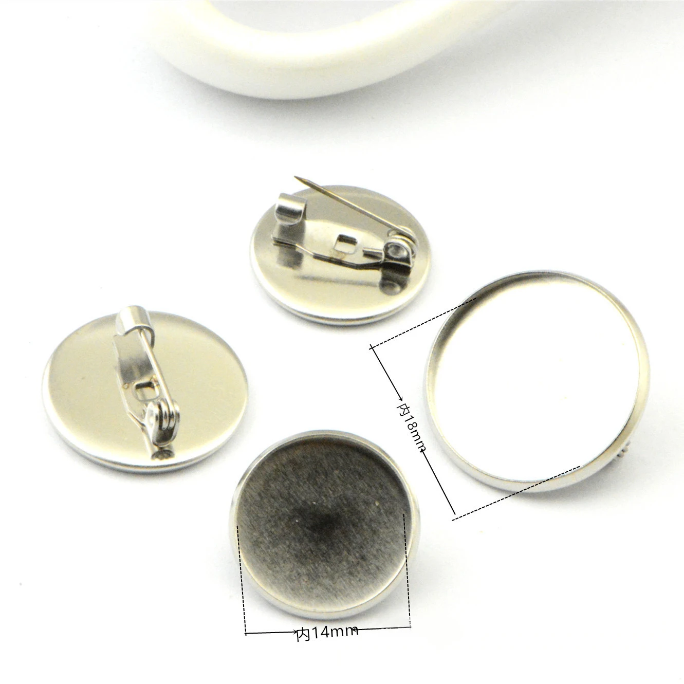 2022 New 20PC Stainless Steel Disc Brooch Bottom Support Steel Color Time Gem Disc Welding Pin Diy Handmade Jewelry Accessories