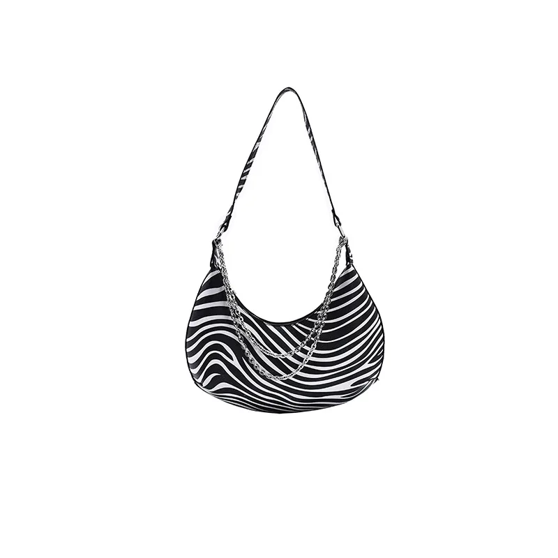 

Bag women 2020 new Autumn And Winter trendy wild western style chain shoulder bag retro niche design underarm bag