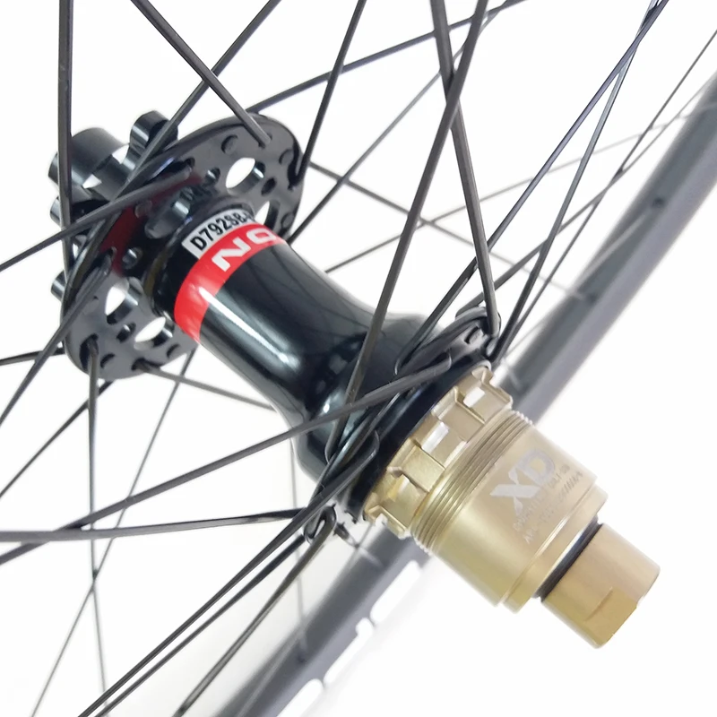 Асимметричное безкамерное колесо Заднего Колеса 650B MTB XC 33 мм 30 Глубокий UD 3K 12K Novatec